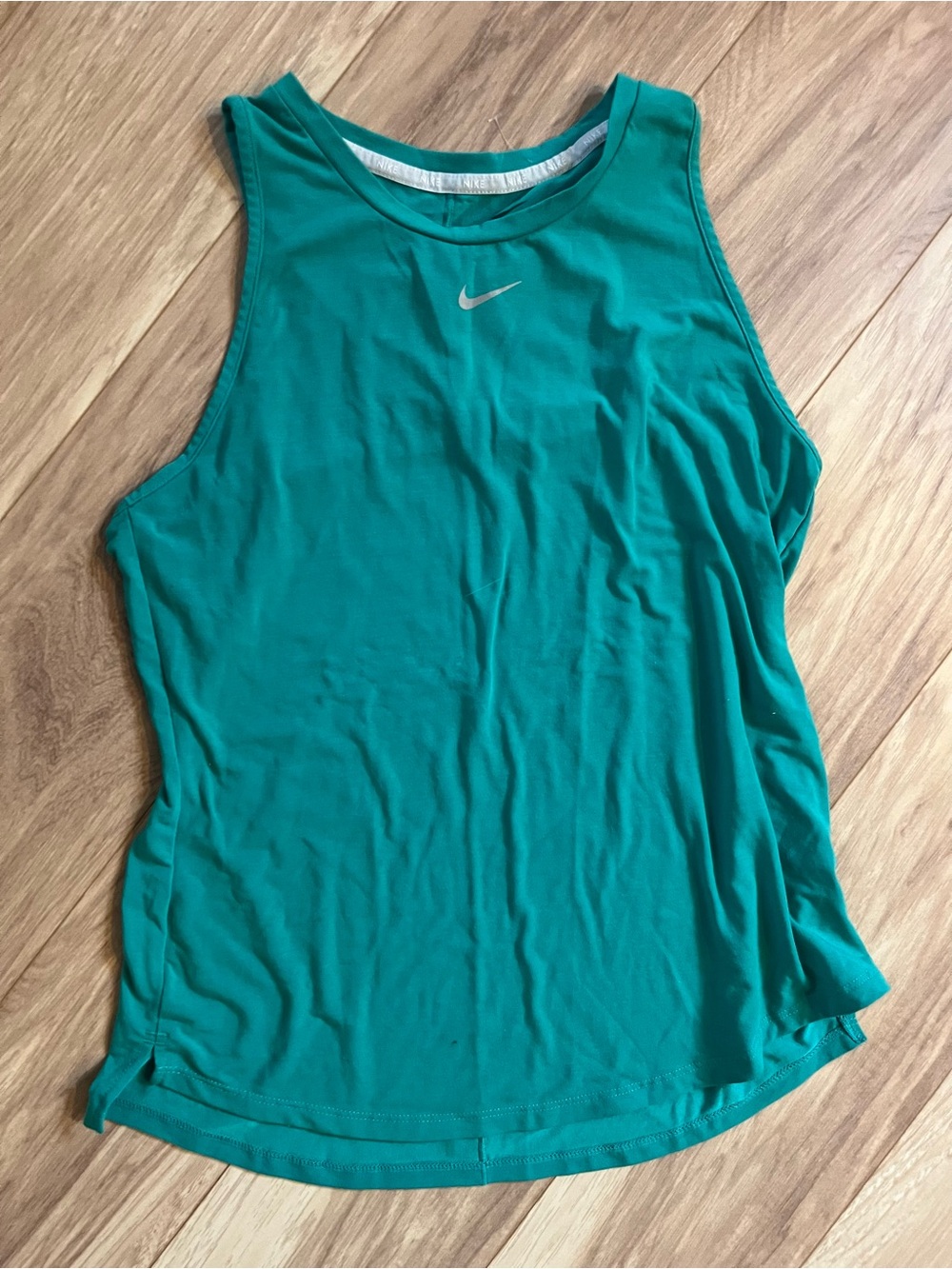 Nike teal athletic tank top